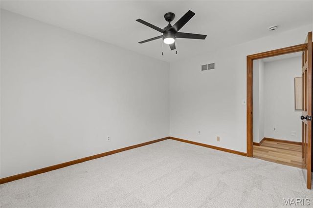 11228 Mosley Farm Court, St Louis, MO 63141
