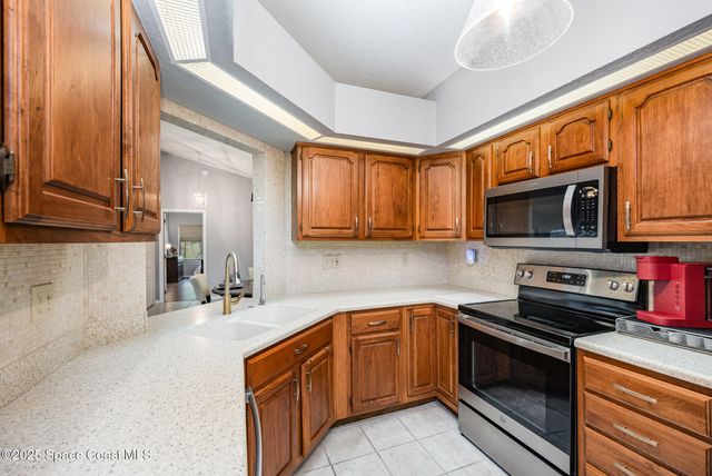 1423 Independence Avenue, Melbourne, FL 32940