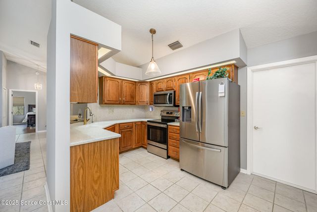 1423 Independence Avenue, Melbourne, FL 32940