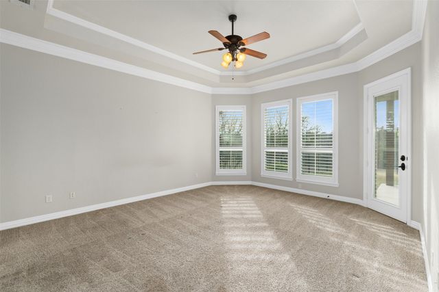 109 Creekwood Court, Lakeside, TX 76108