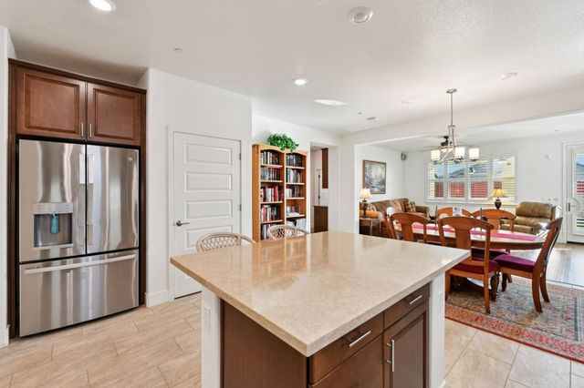 8536 Avelin Pl, El Dorado Hills, CA 95762