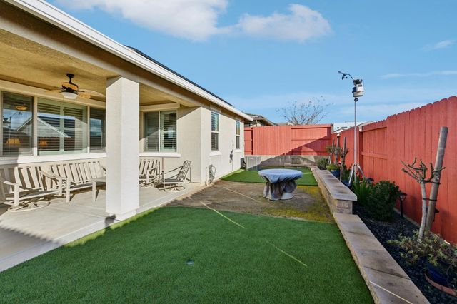 8536 Avelin Pl, El Dorado Hills, CA 95762