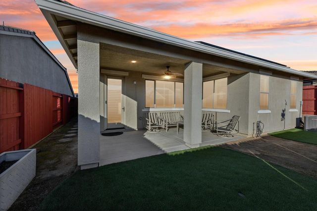 8536 Avelin Pl, El Dorado Hills, CA 95762