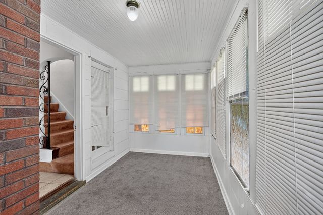 4303 SW 9th Street, Des Moines, IA 50315