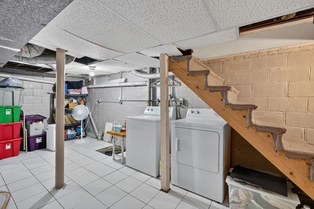 4303 SW 9th Street, Des Moines, IA 50315