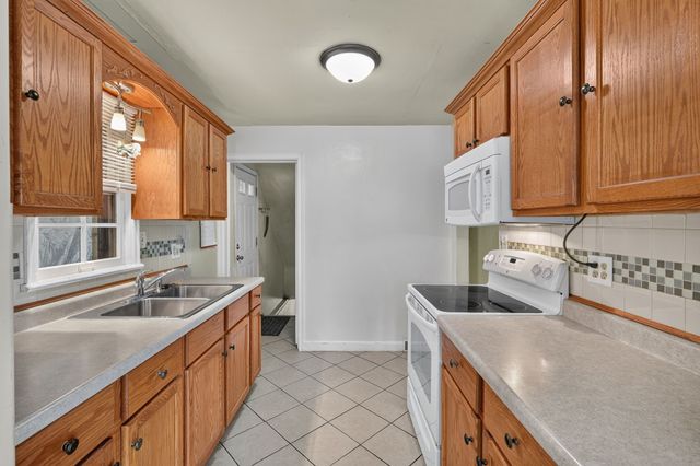 4303 SW 9th Street, Des Moines, IA 50315