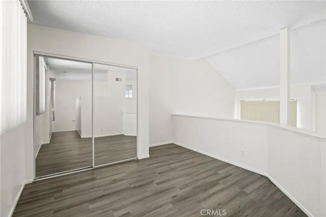 11150 Glenoaks Boulevard 306, Pacoima, CA 91331