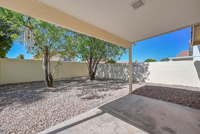 7629 W KRISTAL Way, Glendale, AZ 85308