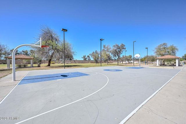 7629 W KRISTAL Way, Glendale, AZ 85308
