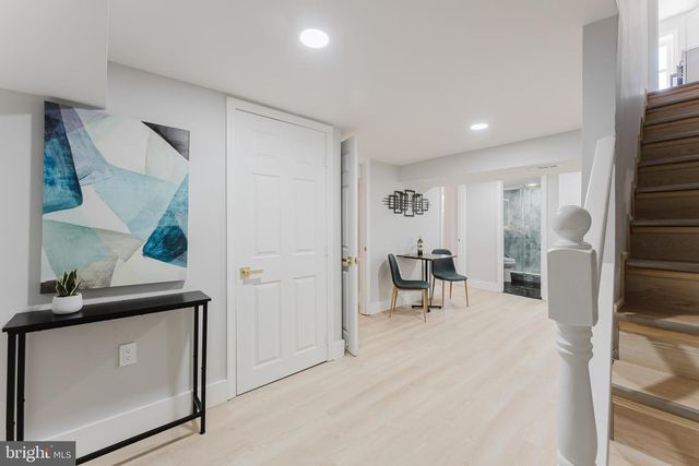 6008 DINWIDDIE ST, Springfield, VA 22150