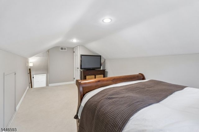19 Turtle Rd, Morris Twp., NJ 07960