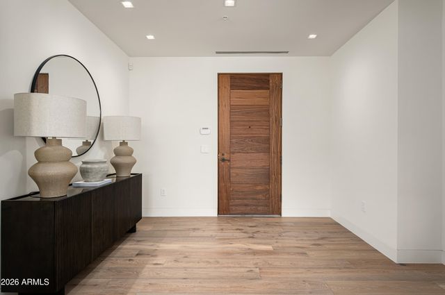 6587 N Palmeraie Boulevard 2002, Paradise Valley, AZ 85253