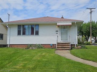9333 S Highland Avenue, Garfield Heights, OH 44125