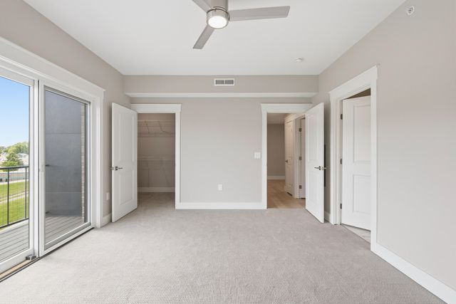 739 Manhattan Boulevard, 302, Dayton, KY 41074