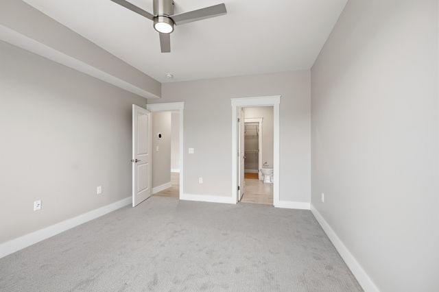 739 Manhattan Boulevard, 302, Dayton, KY 41074