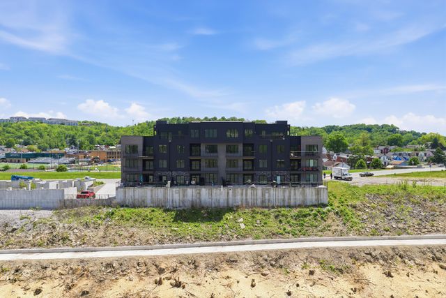 739 Manhattan Boulevard, 302, Dayton, KY 41074