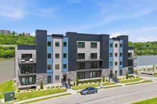 739 Manhattan Boulevard, 302, Dayton, KY 41074