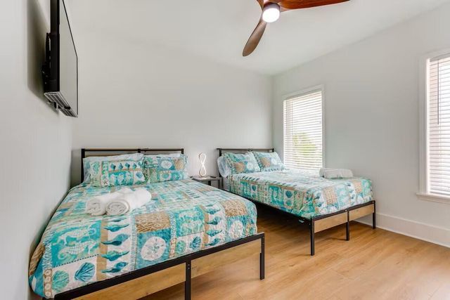 7411 Grand Navarre Boulevard, Navarre, FL 32566