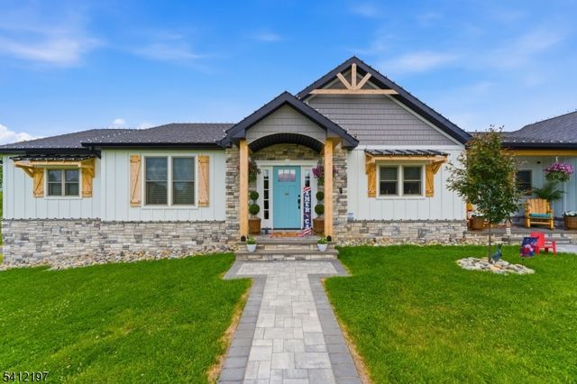 27 Sterling Dr, Wantage Twp., NJ 07461