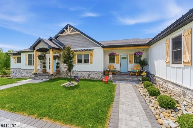 27 Sterling Dr, Wantage Twp., NJ 07461