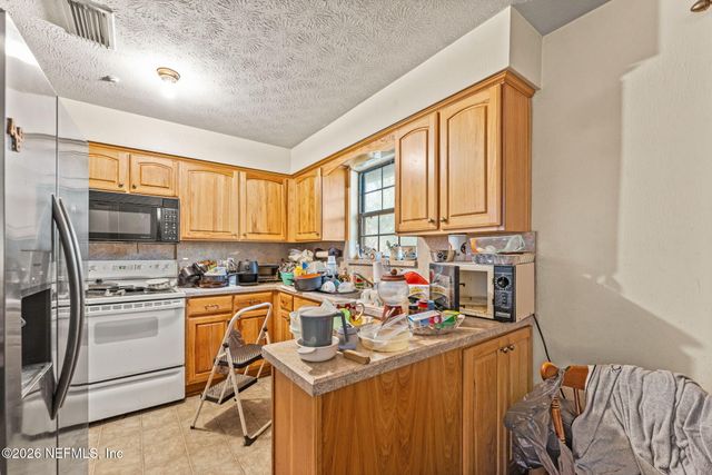 54113 CYNTHIA Avenue, Callahan, FL 32011