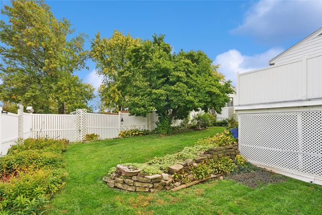 301 E 19th Street S, Newton, IA 50208