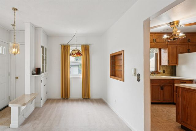 301 E 19th Street S, Newton, IA 50208