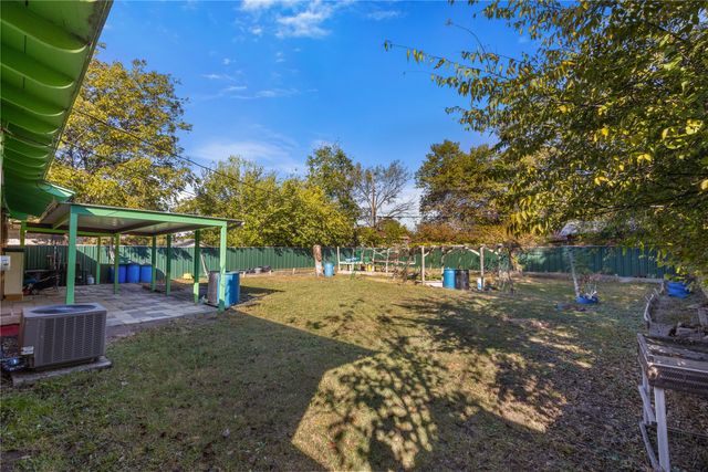 4805 Ira Street, Haltom City, TX 76117