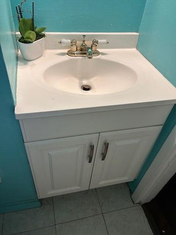 5300 NE 24th Terrace, Fort Lauderdale, FL 33308