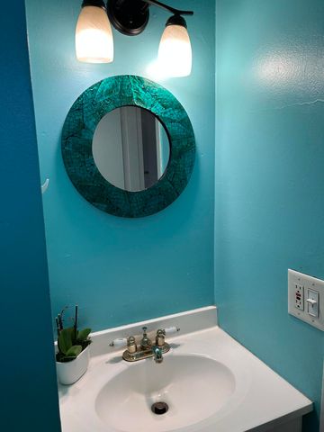 5300 NE 24th Terrace, Fort Lauderdale, FL 33308