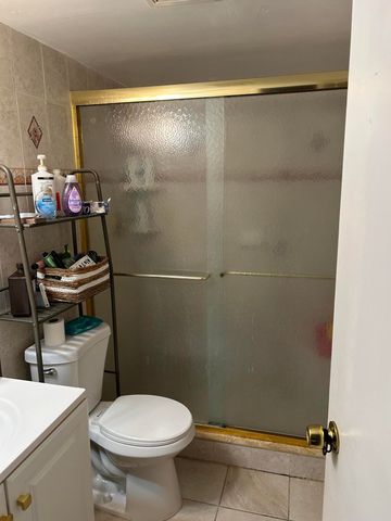 5300 NE 24th Terrace, Fort Lauderdale, FL 33308