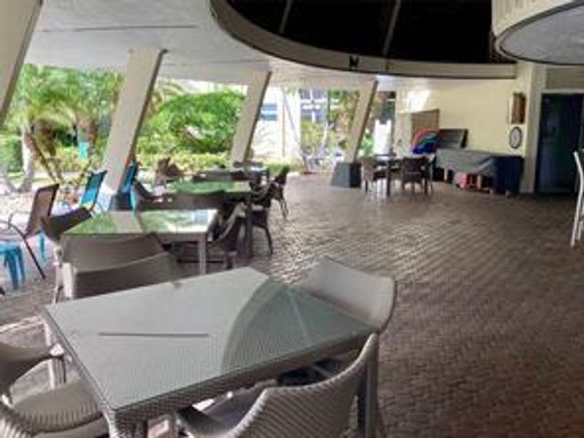 5300 NE 24th Terrace, Fort Lauderdale, FL 33308