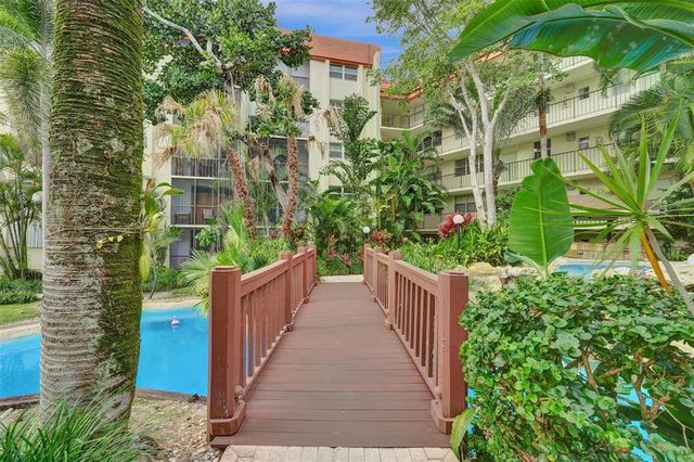 5300 NE 24th Terrace, Fort Lauderdale, FL 33308