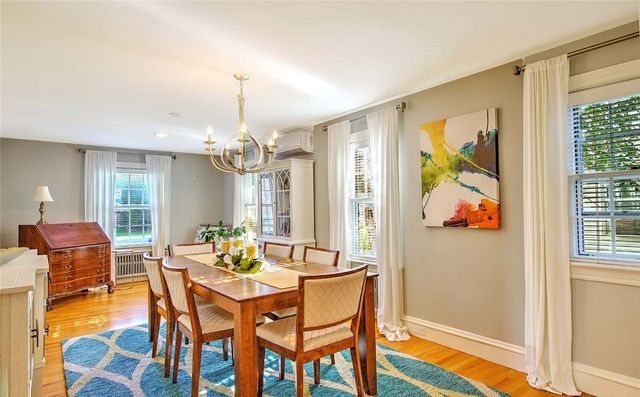 12 Harbour Terrace, Cranston, RI 02905