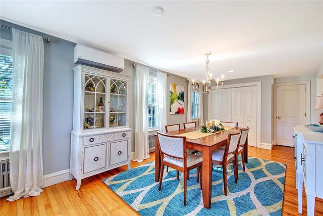 12 Harbour Terrace, Cranston, RI 02905