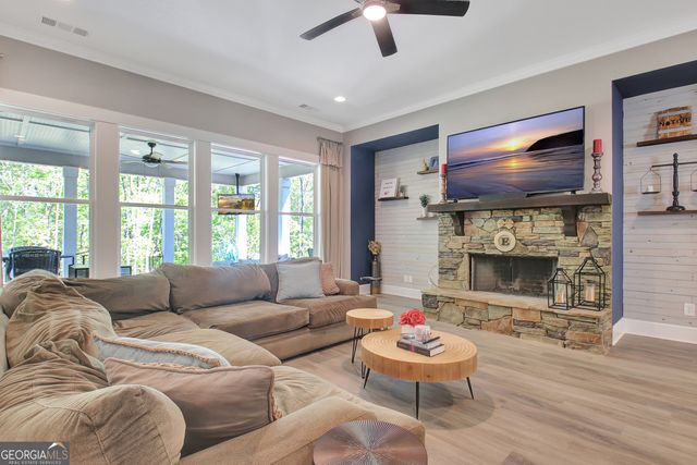 160 Lapis Lake Point, Fayetteville, GA 30215