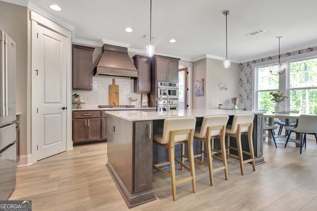 160 Lapis Lake Point, Fayetteville, GA 30215