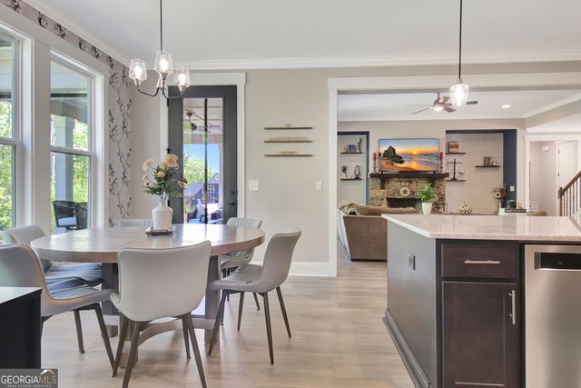 160 Lapis Lake Point, Fayetteville, GA 30215