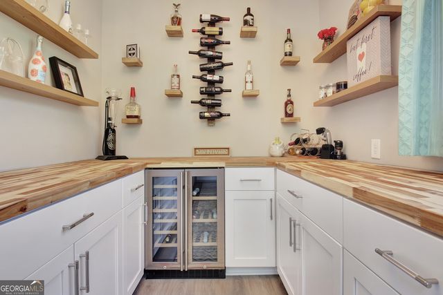 160 Lapis Lake Point, Fayetteville, GA 30215