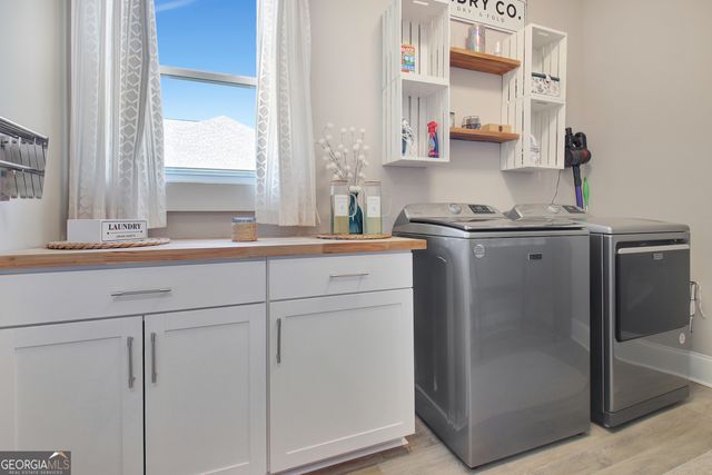 160 Lapis Lake Point, Fayetteville, GA 30215