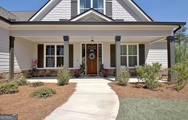 160 Lapis Lake Point, Fayetteville, GA 30215