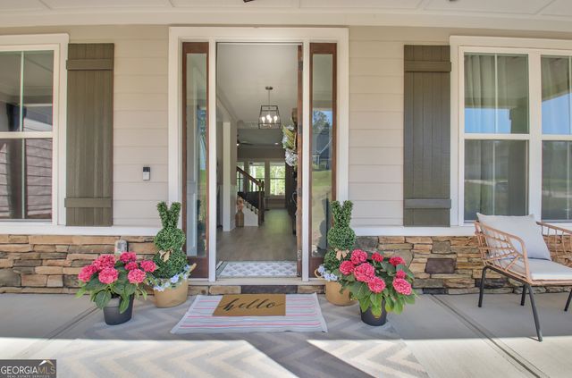 160 Lapis Lake Point, Fayetteville, GA 30215