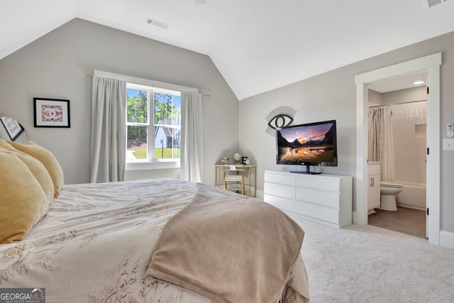 160 Lapis Lake Point, Fayetteville, GA 30215