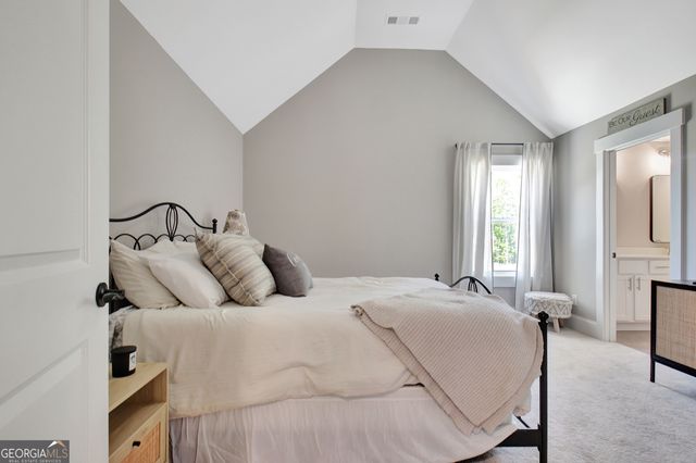 160 Lapis Lake Point, Fayetteville, GA 30215