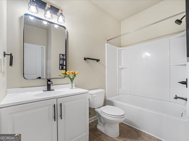 230 Evergreen Way, Loganville, GA 30052