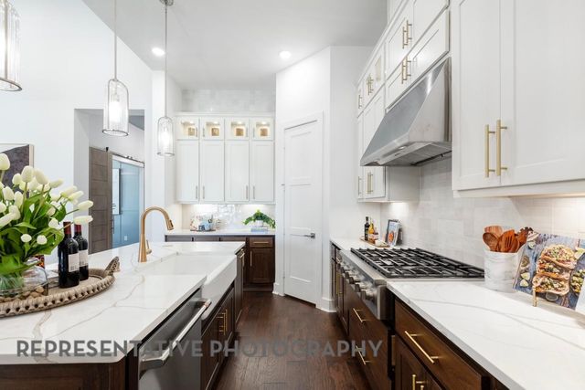 9820 Oak Glade Drive, Denton, TX 76207