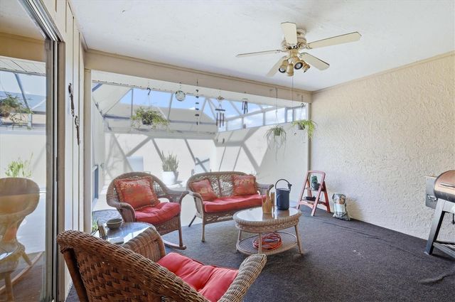 4173 CENTER POINTE CIRCLE 87B, Sarasota, FL 34233