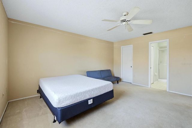 4173 CENTER POINTE CIRCLE 87B, Sarasota, FL 34233