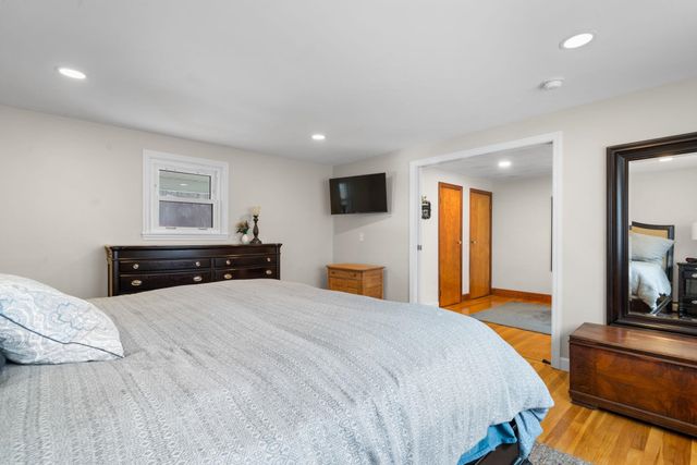 686 Old Candia Road, Candia, NH 03034