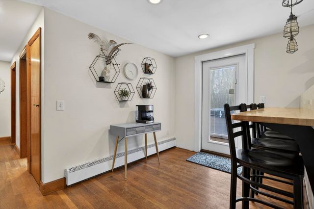 686 Old Candia Road, Candia, NH 03034